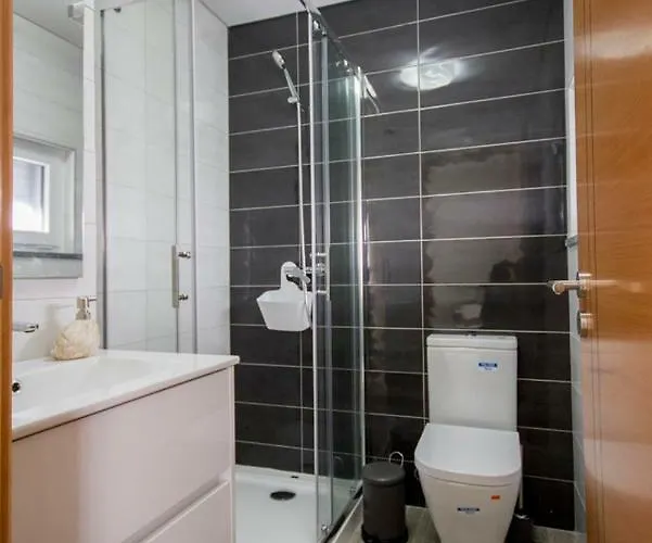 Ocean Two & Three פניש